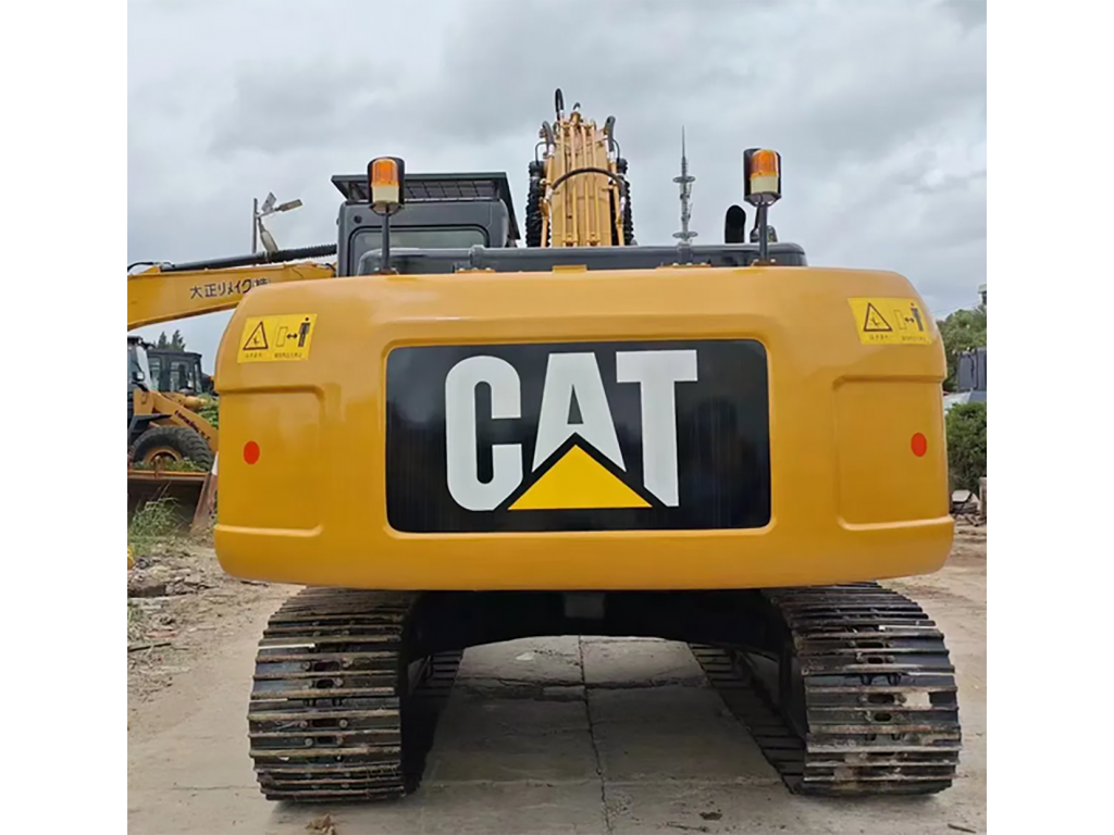 รถขุด CAT 320D2 มือสอง