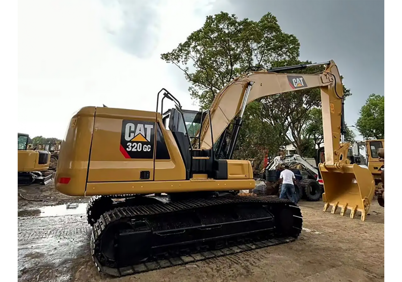 รถแม็คโคร cat 320 ราคา