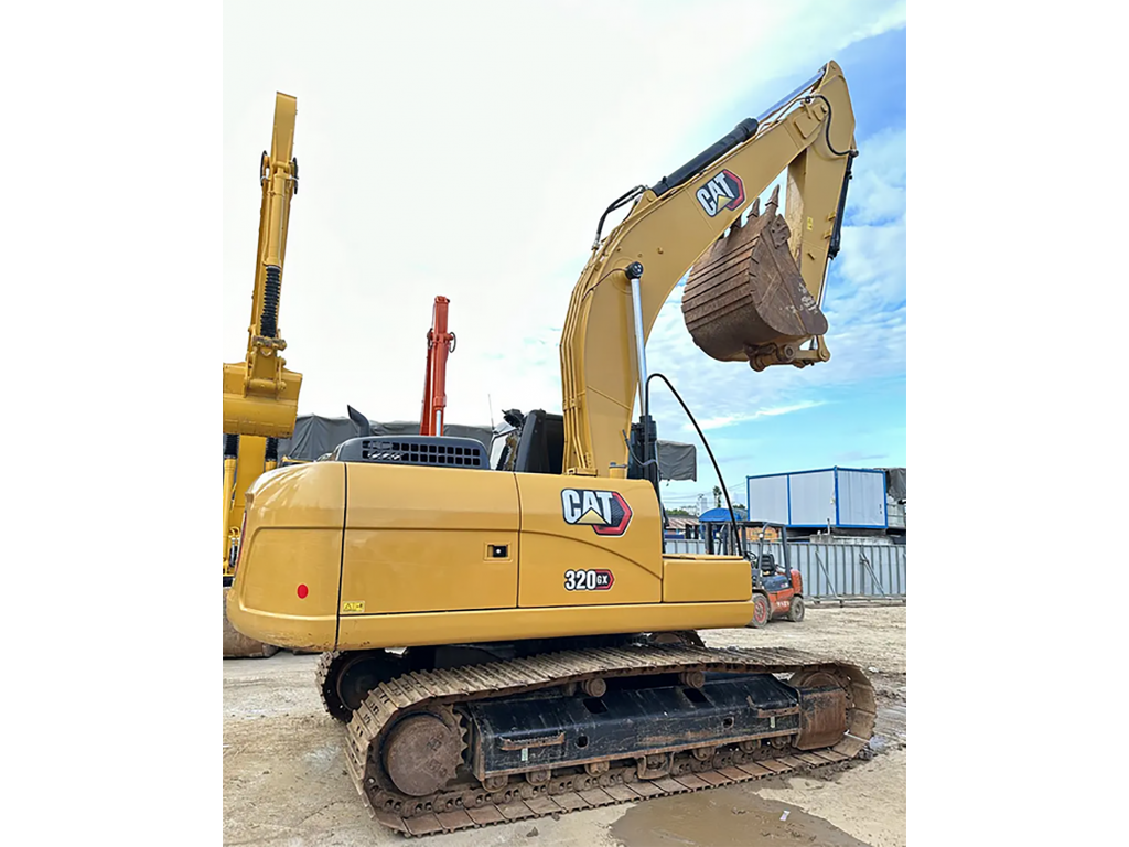 รถแม็คโคร CAT320GX