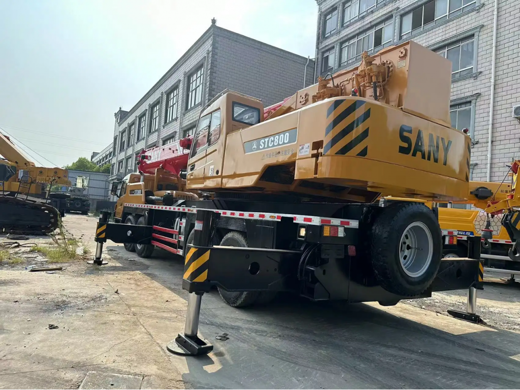 เครน 80 ตัน SANY STC800