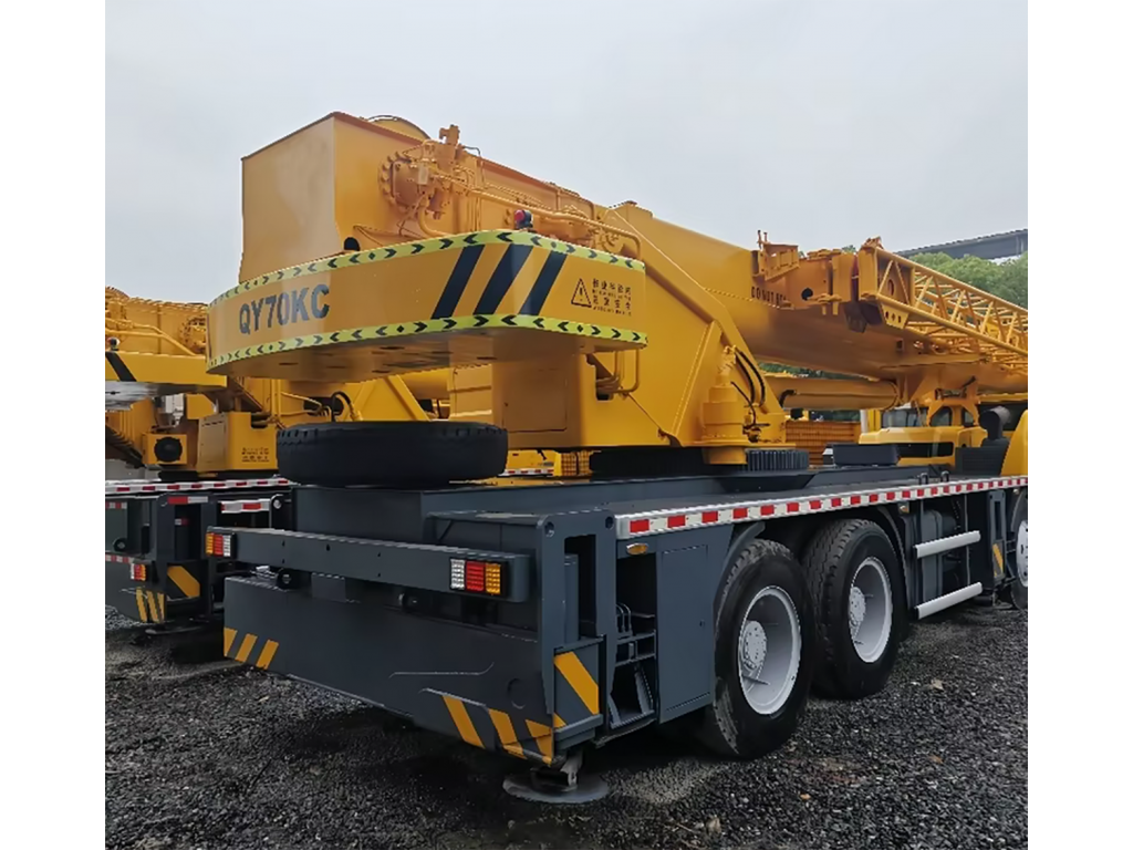 รถเครน 70 TON QY70KC CRANE 70 Ton